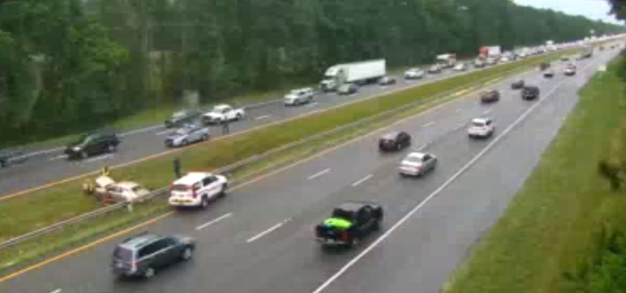 Vehicle crash on I-95 causes delays in Hanover County