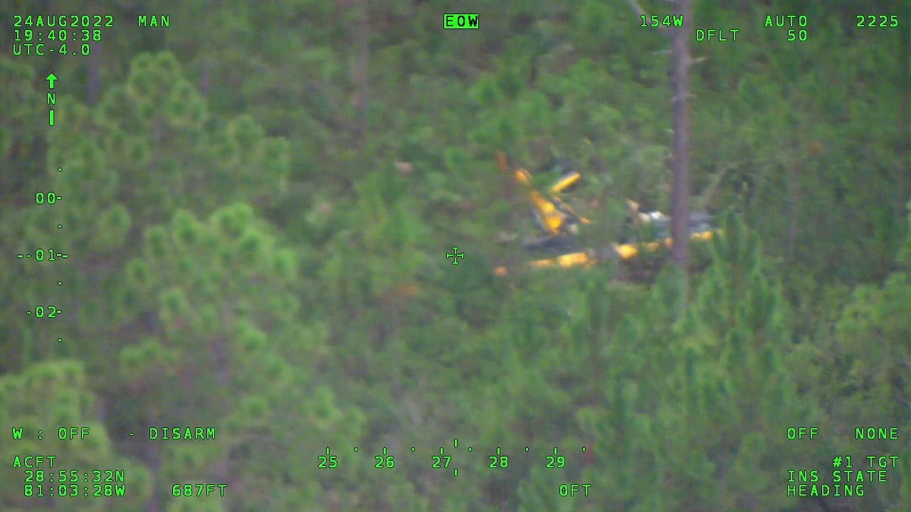 Florida flight instructor, passenger killed in small plane crash